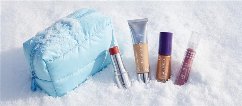 Winter Beauty Tips for Glowing Skin: Your Ultimate Cold-Weather Makeup Guide.